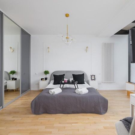 Politechnika Krakowska Apartment By Renters Prestige エクステリア 写真