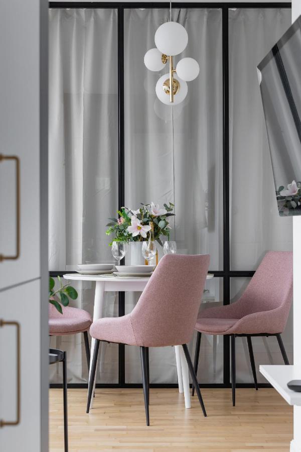 Politechnika Krakowska Apartment By Renters Prestige エクステリア 写真