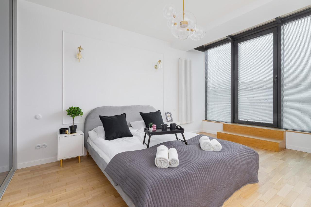 Politechnika Krakowska Apartment By Renters Prestige エクステリア 写真